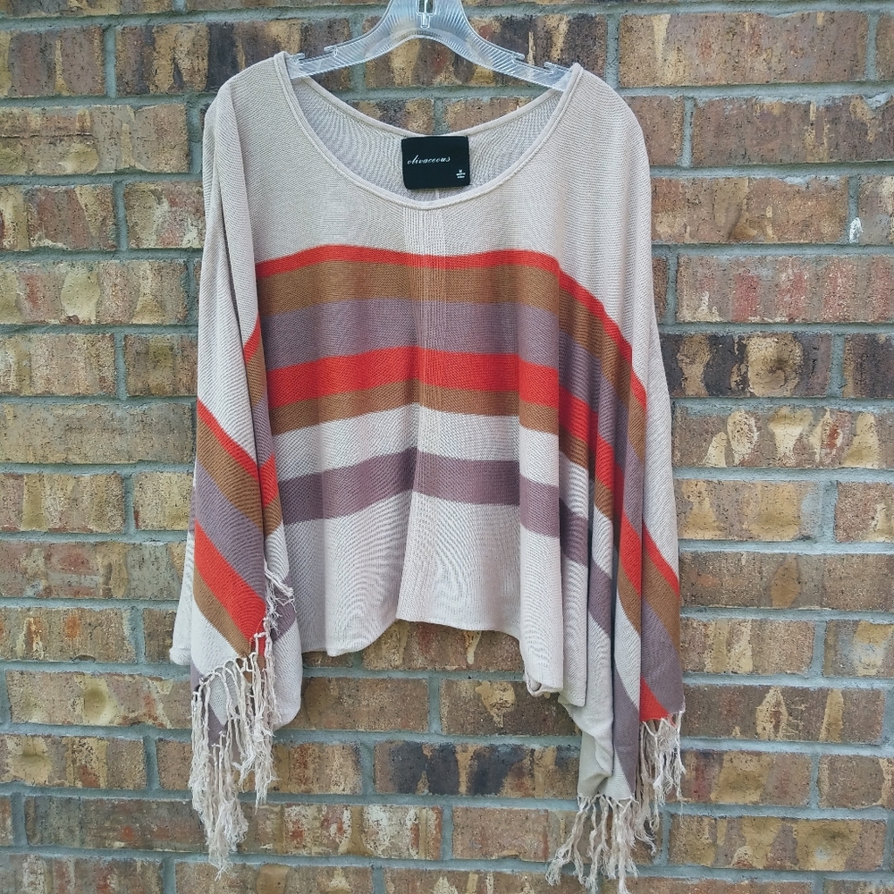 Women's Medium Oversize Poncho Crop Fringe